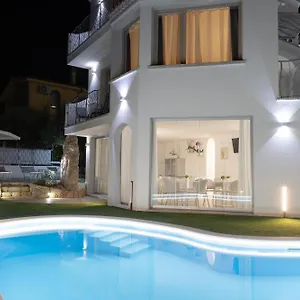 https://seaside-home.in-sardinia.net